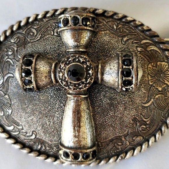 Robbie French Designs Genuine Leather Cross Belt - Picture 8 of 8